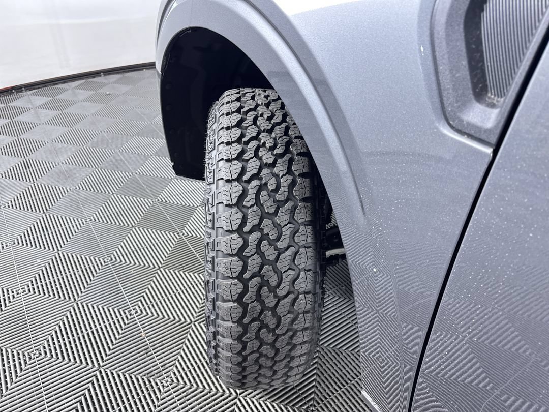 New 2026 Carbonized Gray Metallic Ford Tremor image 28