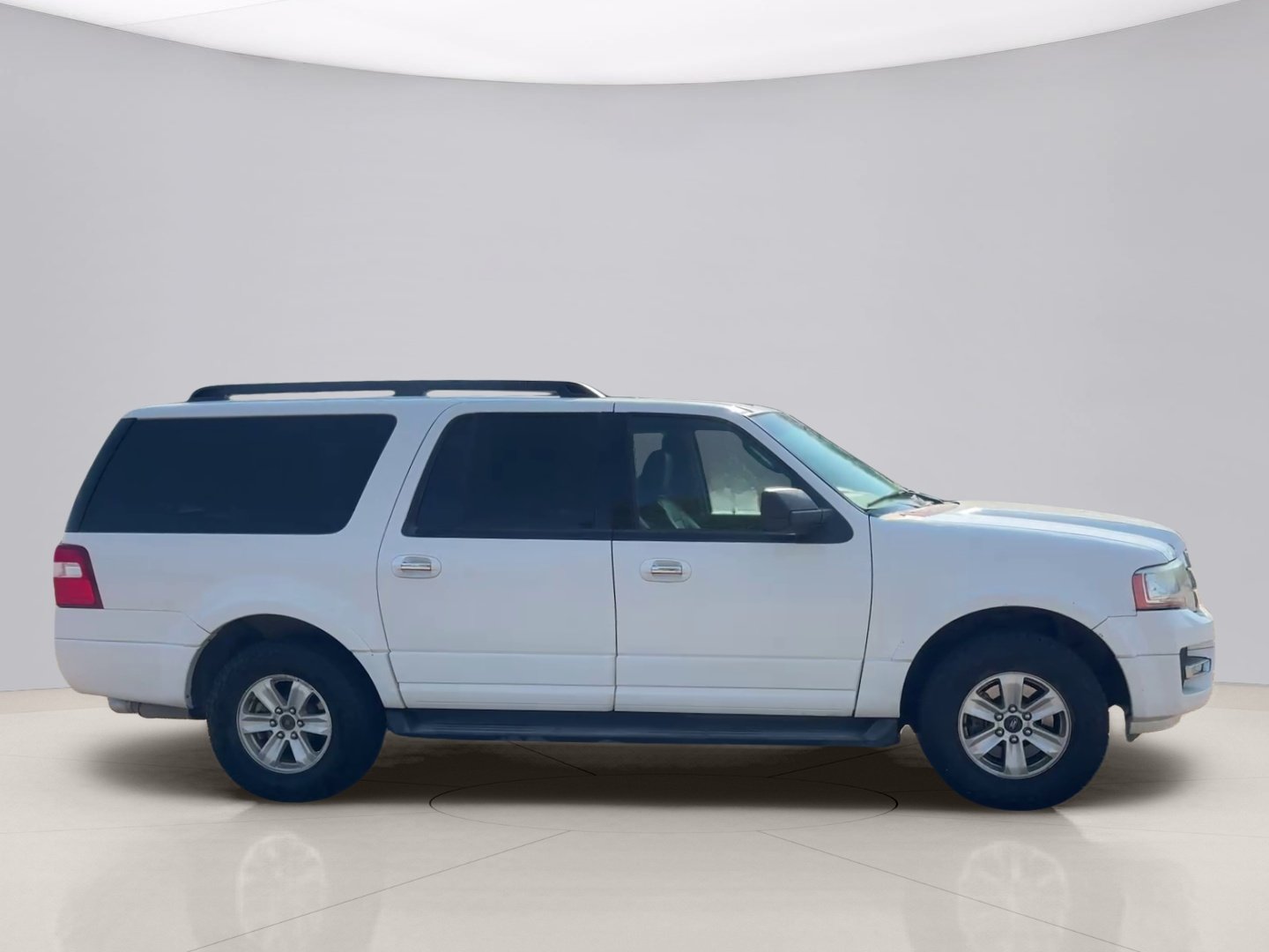 Used 2016 White Ford EL XLT image 6