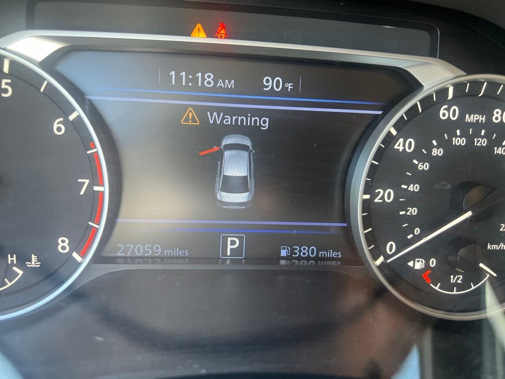 Used 2024 Black Nissan 2.5 SR image 15