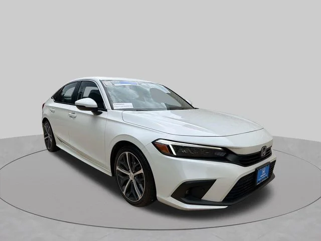 Certified Used 2024 Platinum White Pearl Honda 1.5T 4D TOURING image 9