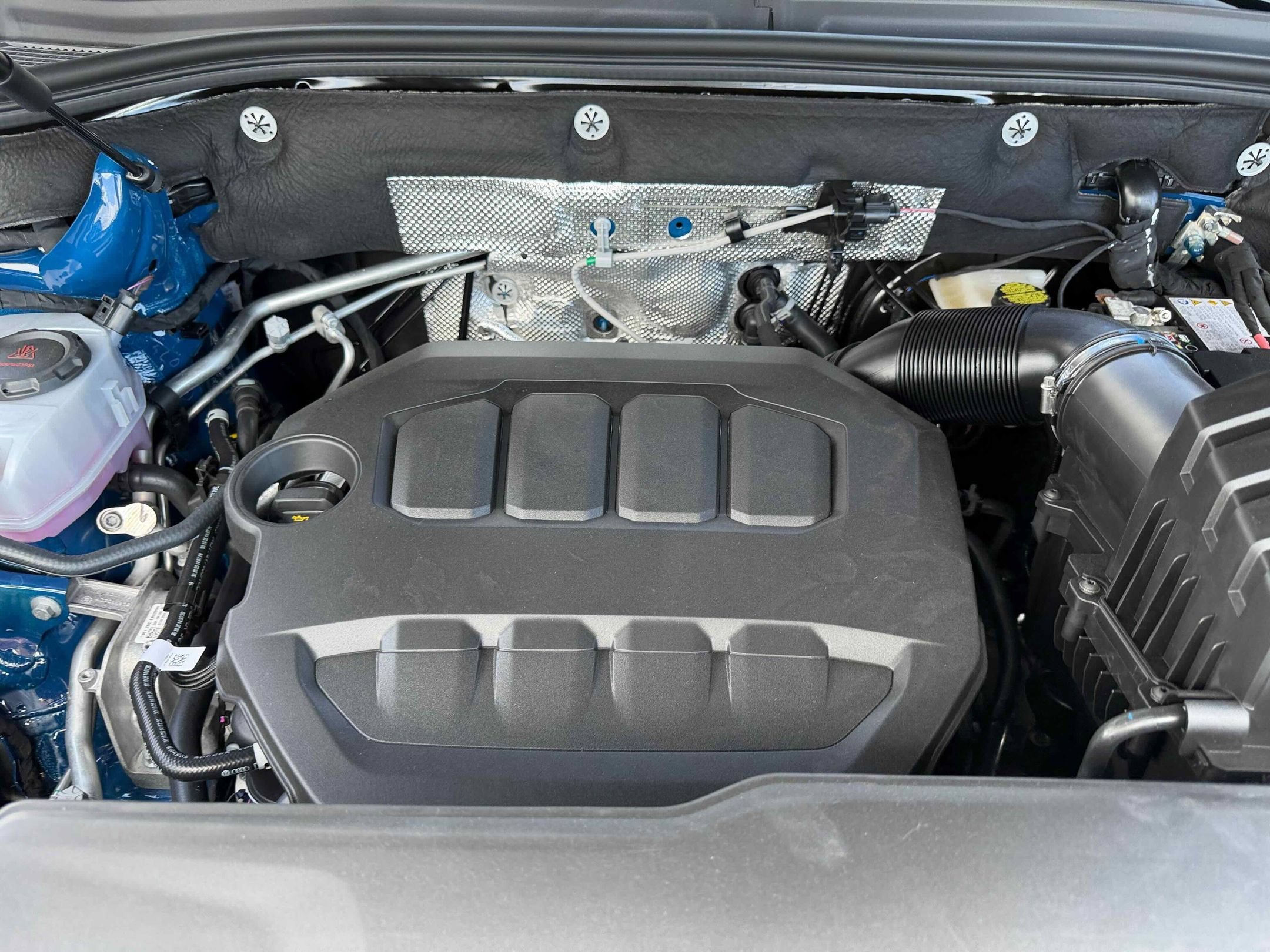 New 2026 Blue Volkswagen 2.0T SEL Premium R-Line image 33