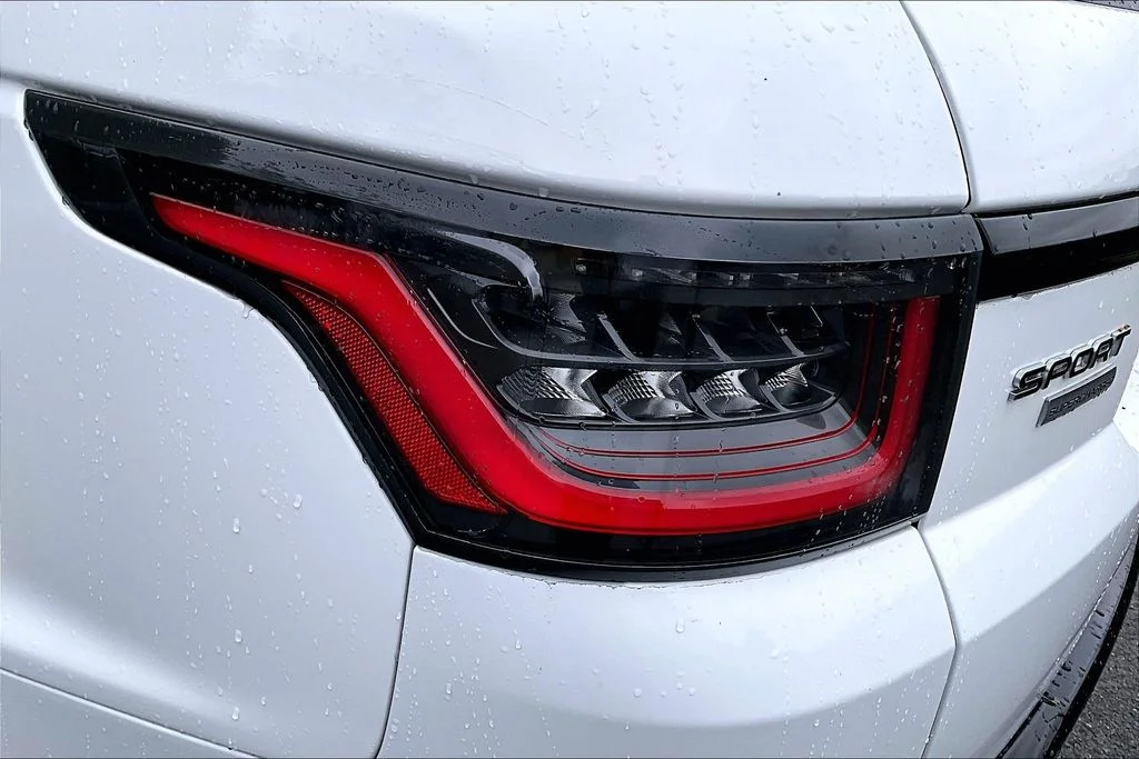 Used 2018 White Land Rover Supercharged image 23