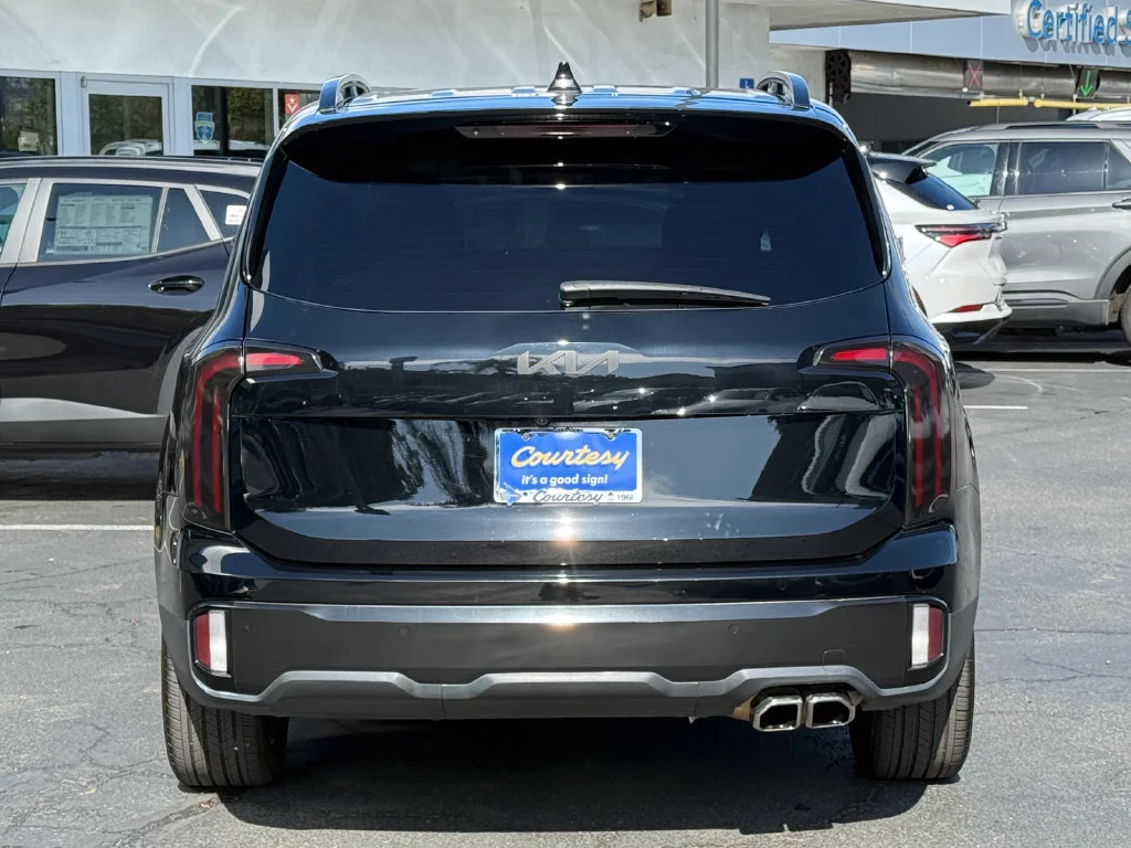 Used 2023 Black Kia SX Prestige X-Line image 8