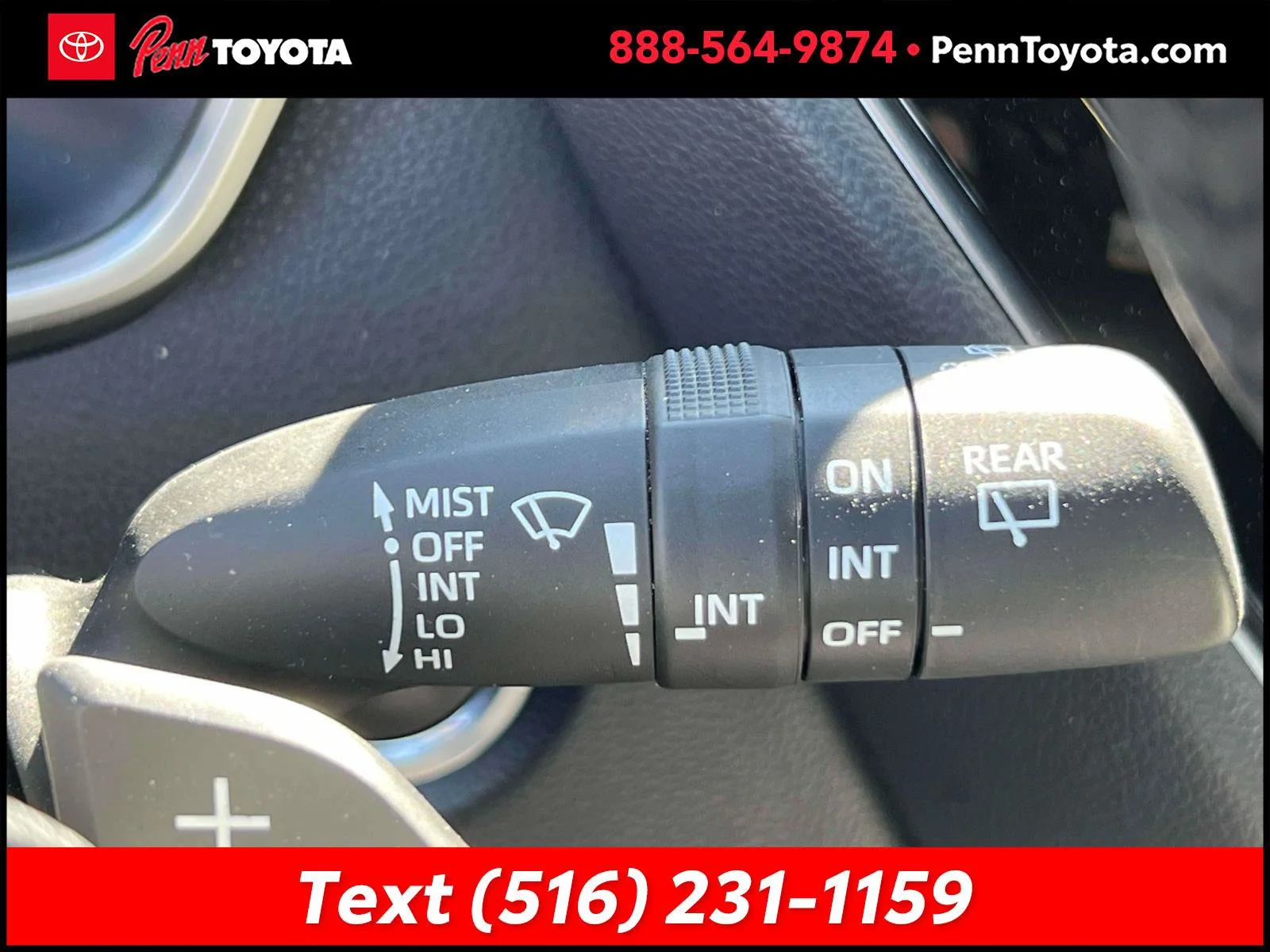 Used 2019 CLASSIC SILVER METALLIC Toyota XSE image 25
