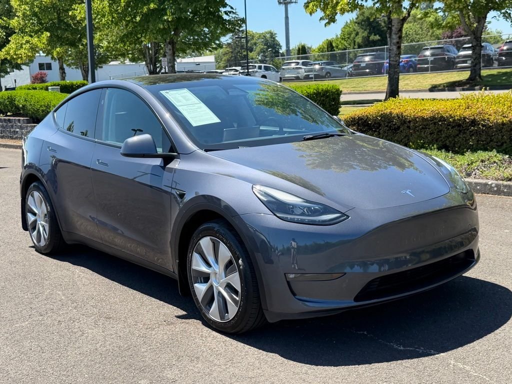 Used 2023 Midnight Silver Metallic Tesla Long Range image 1