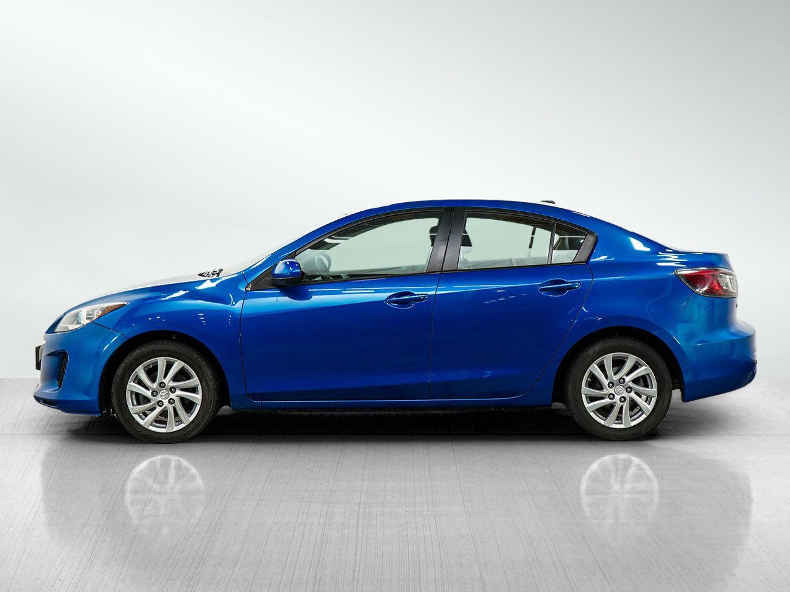 Used 2012 Mazda MAZDA3 i Grand Touring with VIN JM1BL1W85C1529137 for sale in Burnsville, Minnesota
