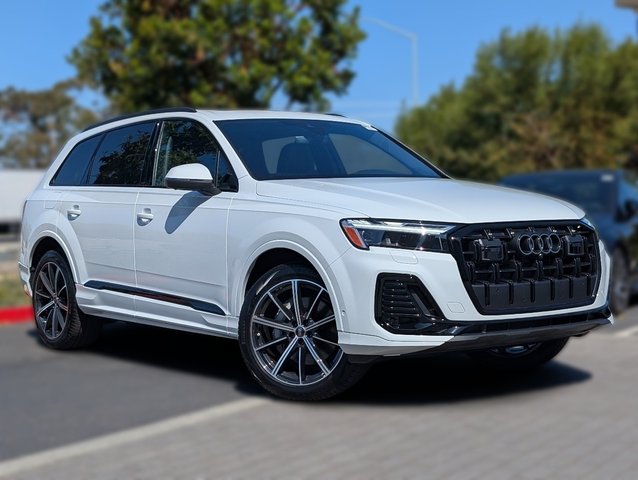 2026 Audi Q7 45 Premium