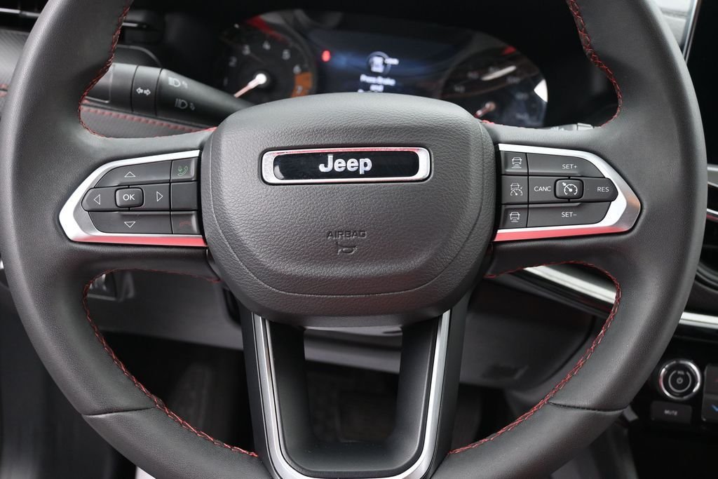 2025 Jeep Compass Trailhawk - Photo 13