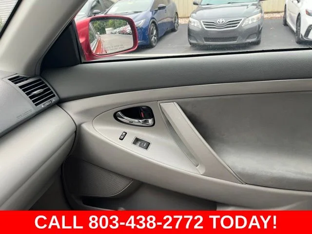 Used 2011 Red Toyota LE image 25