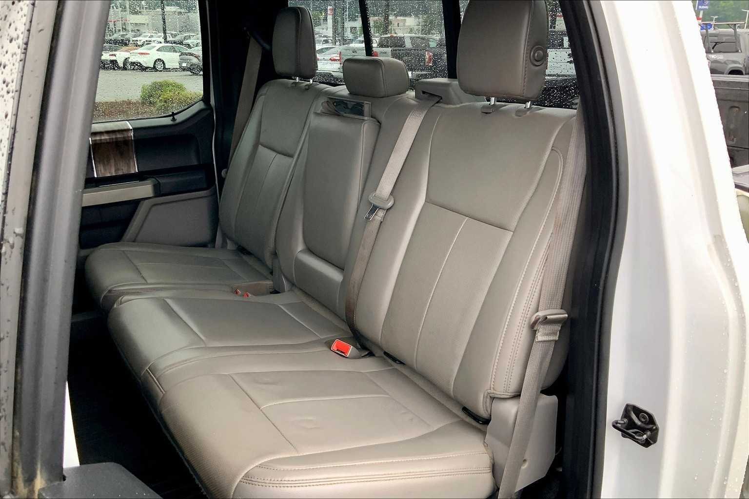 Used 2018 Oxford White Ford LARIAT image 18