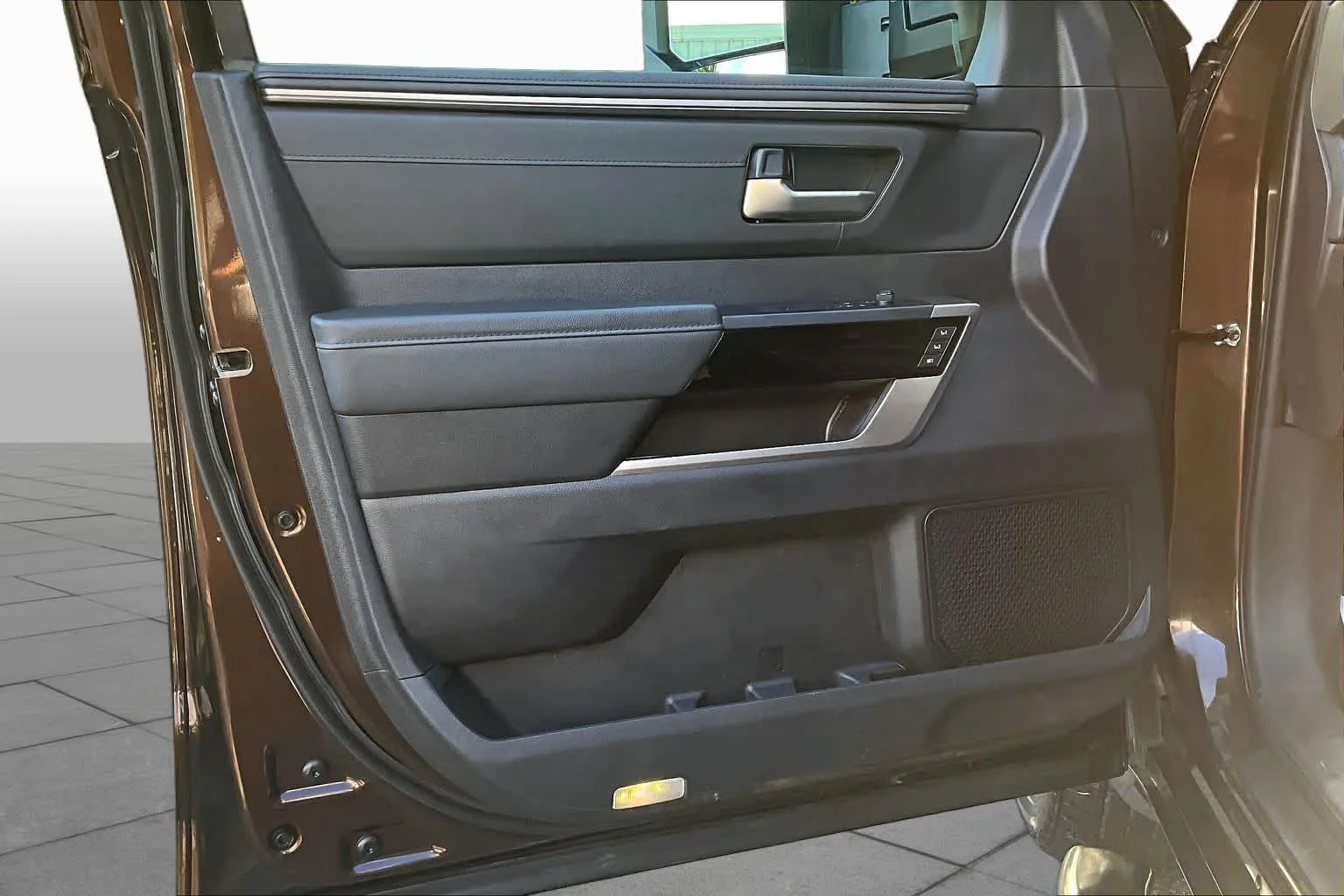Used 2023 Smoked Mesquite Toyota Limited image 21