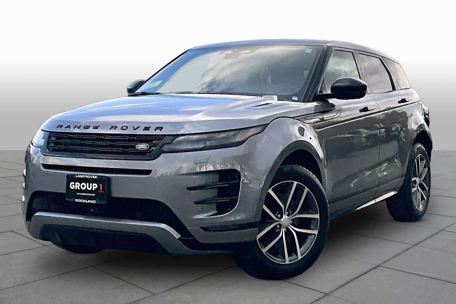Used 2026 Eiger Grey Metallic Land Rover Dynamic SE image 2