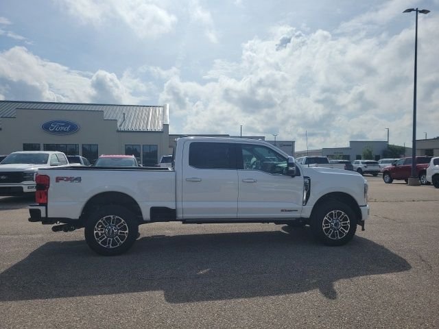 New 2026 Star White Metallic Tri-Coat Ford F-250® Platinum® image 31