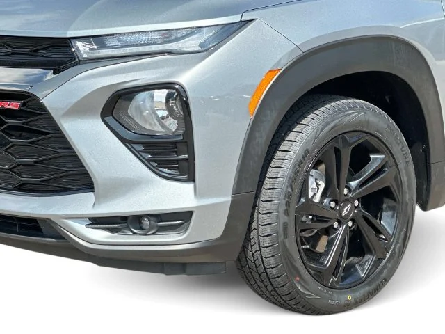 Used 2023 Gray Chevrolet RS image 9