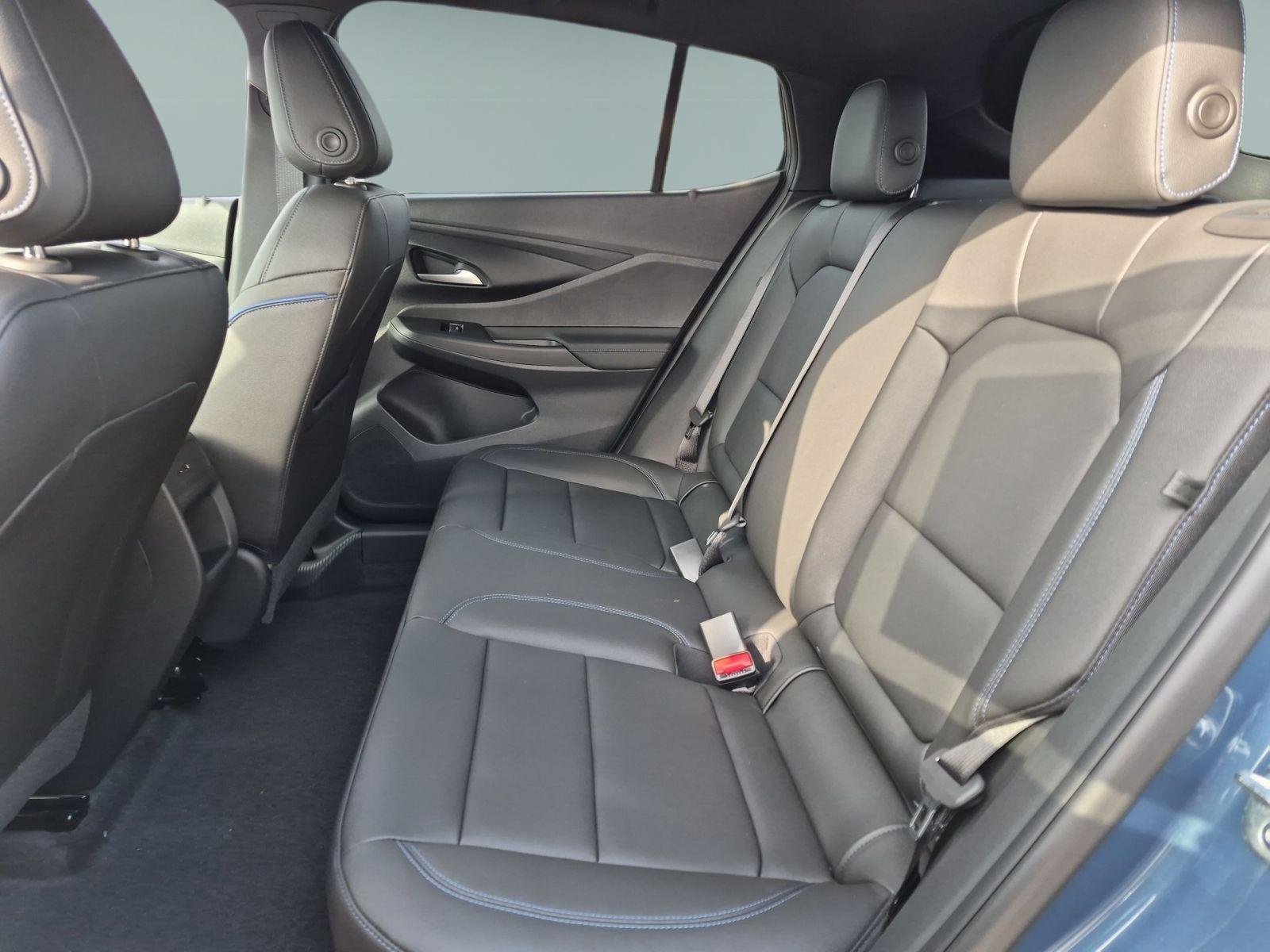 2026 Buick Envista Sport Touring - Photo 25