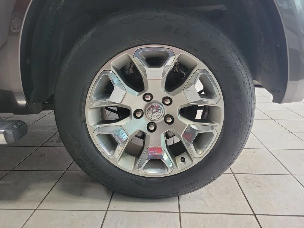 Used 2016 Gray Ram Laramie Longhorn image 51