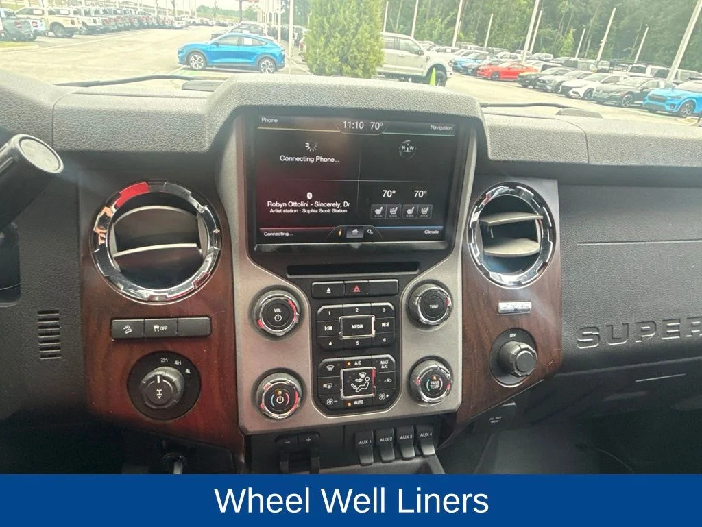 Used 2014 Tuxedo Black Metallic Ford Lariat image 12