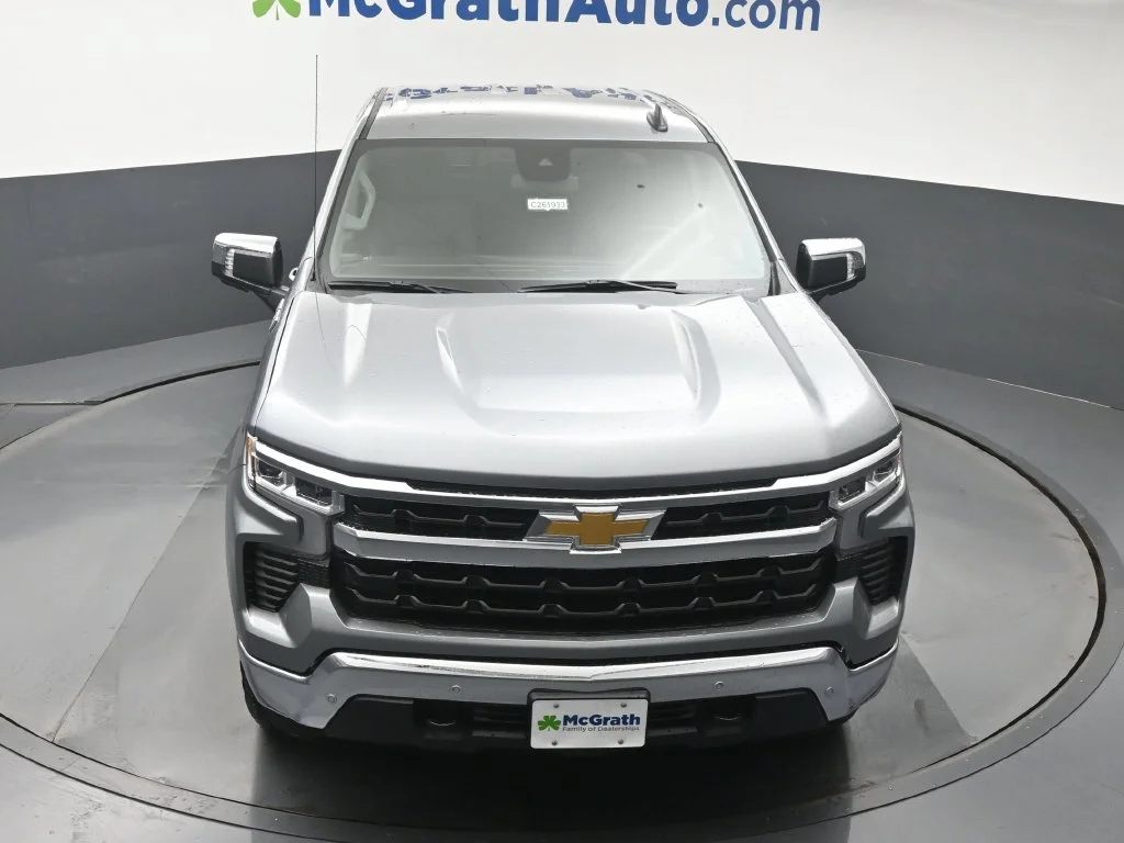 New 2026 Gray Chevrolet LT image 27