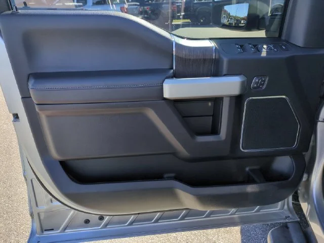 Used 2020 Silver Ford Lariat image 12