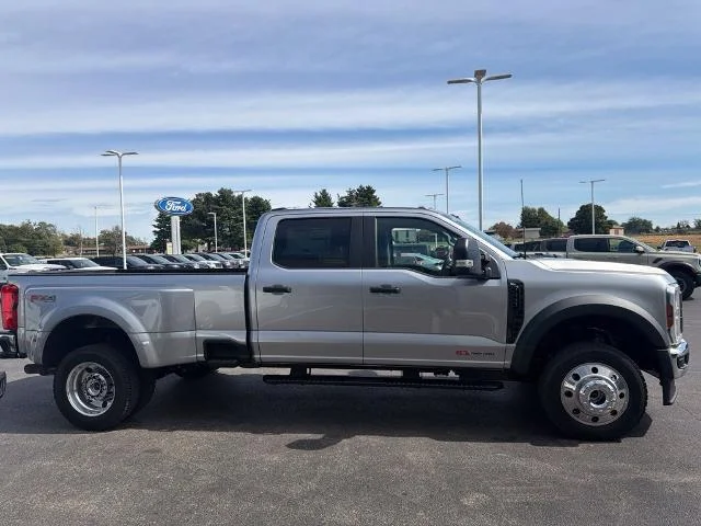 New 2027 Iconic Silver Metallic Ford F-450® XL image 33