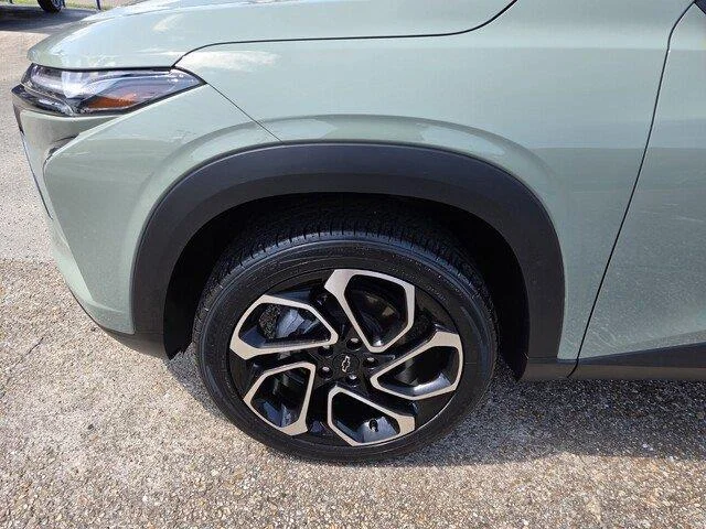 Used 2024 Cacti Green Chevrolet 2RS image 10