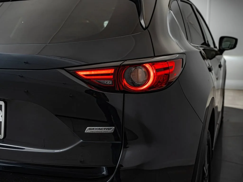Used 2018 Jet Black Mica Mazda Grand Touring image 15