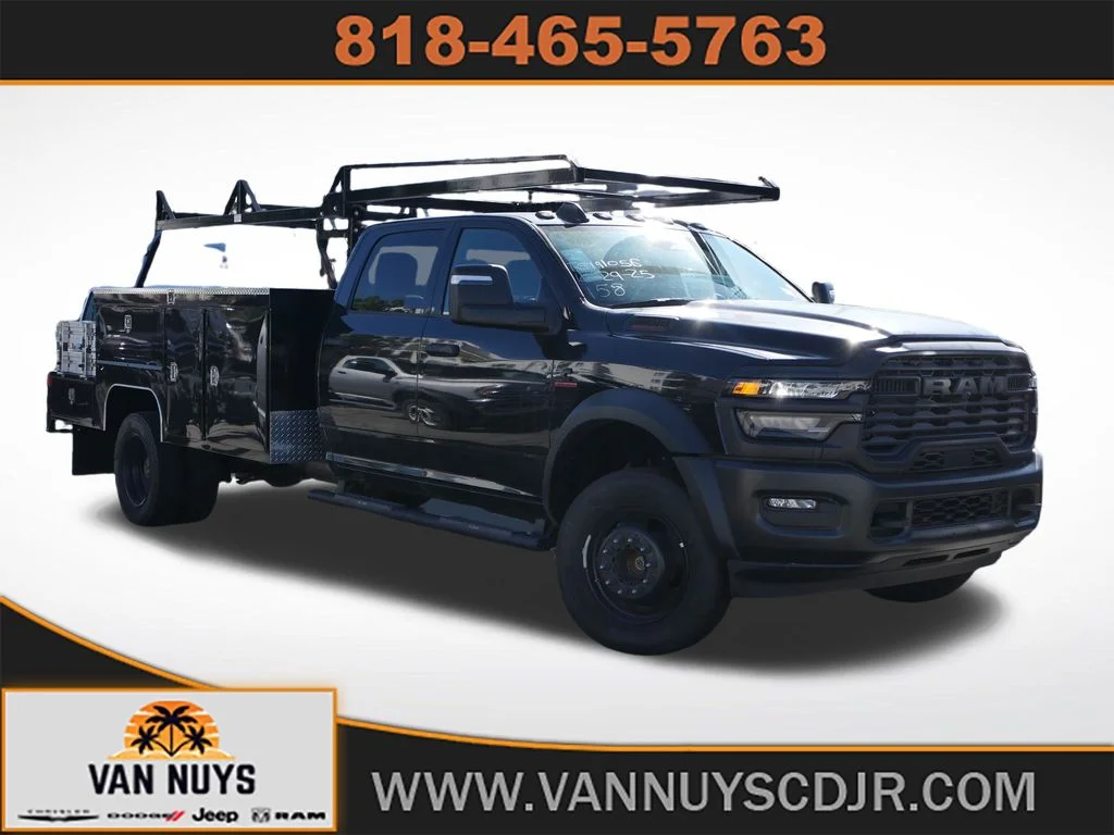 2026 RAM 5500 Big Horn 4X4 Crew Cab DRW 197" WB's photo