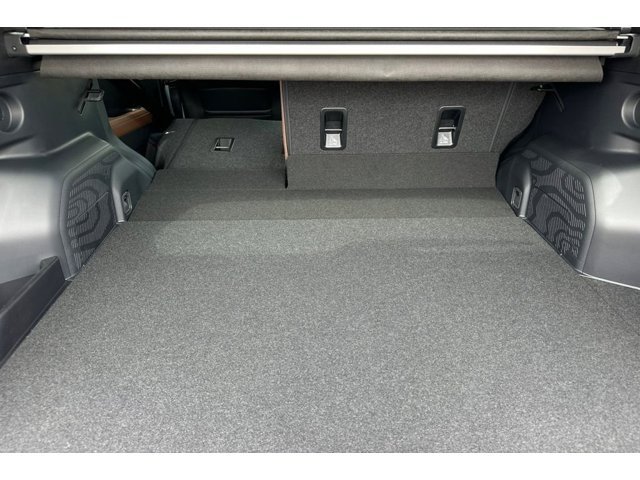 New 2026 ICE SILVER METALLIC Subaru Touring Hybrid image 22
