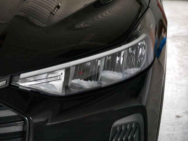 Certified Used 2023 Black Metallic Ford ST-Line image 5