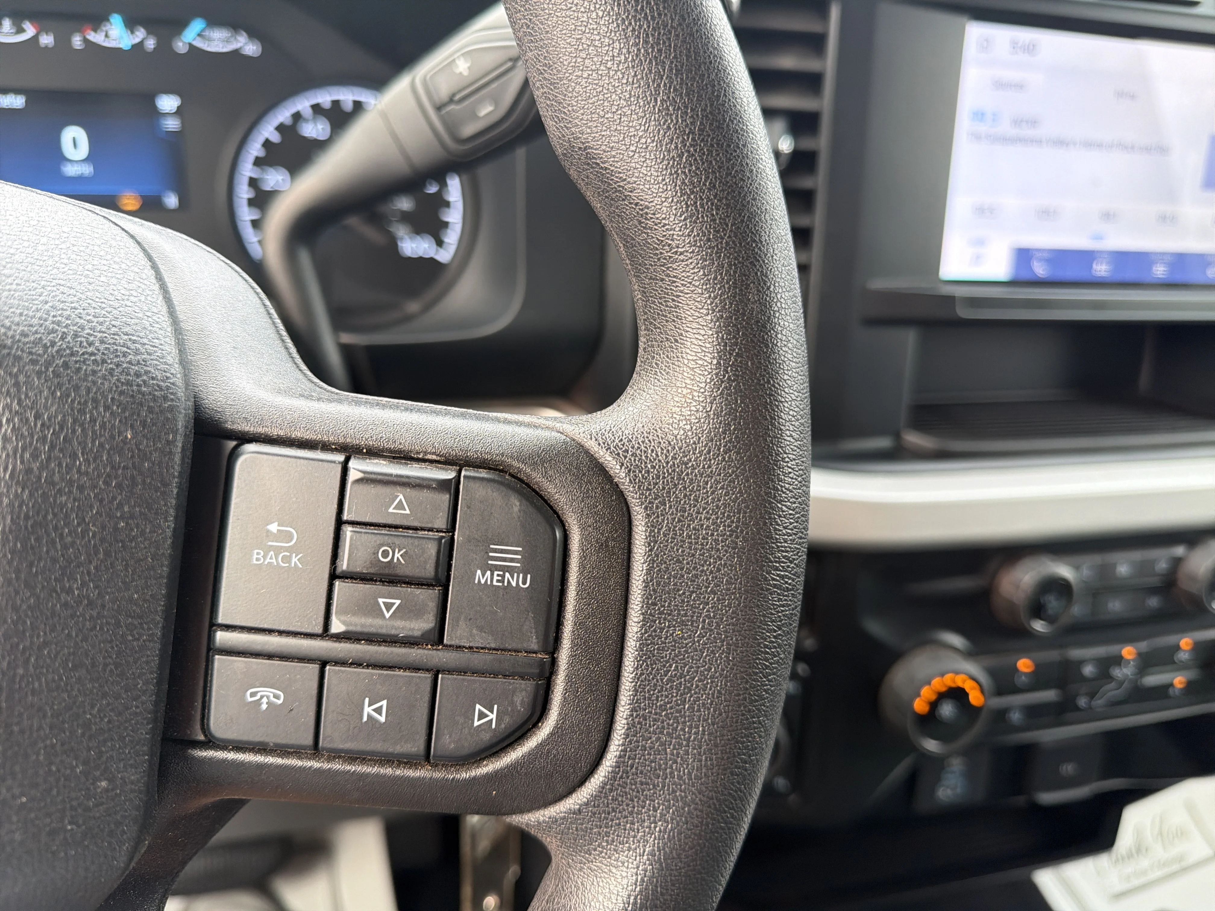 Used 2024 Oxford White Ford XLT image 20