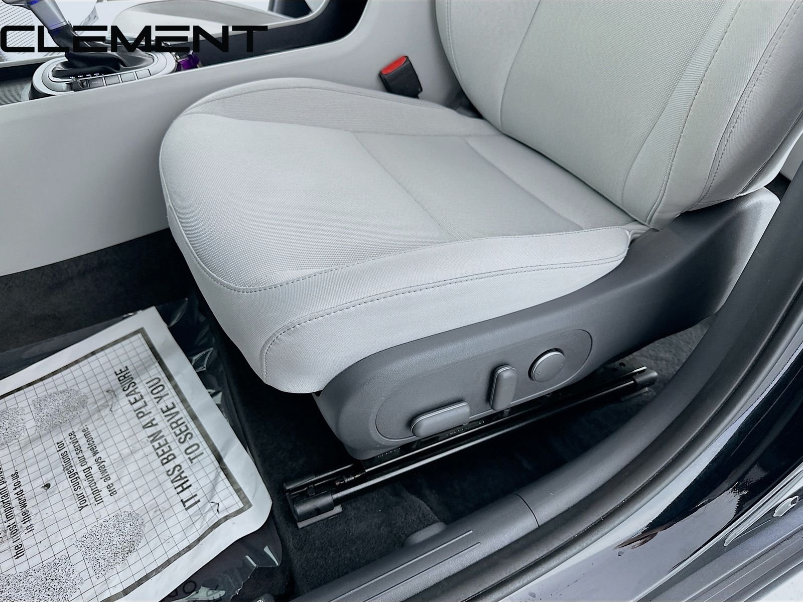 Certified Used 2025 Black Hyundai SEL image 27
