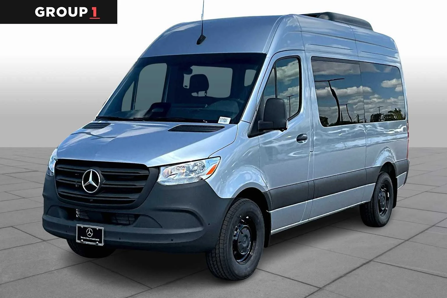2025 Mercedes-Benz Sprinter 2500 144 WB HO's photo