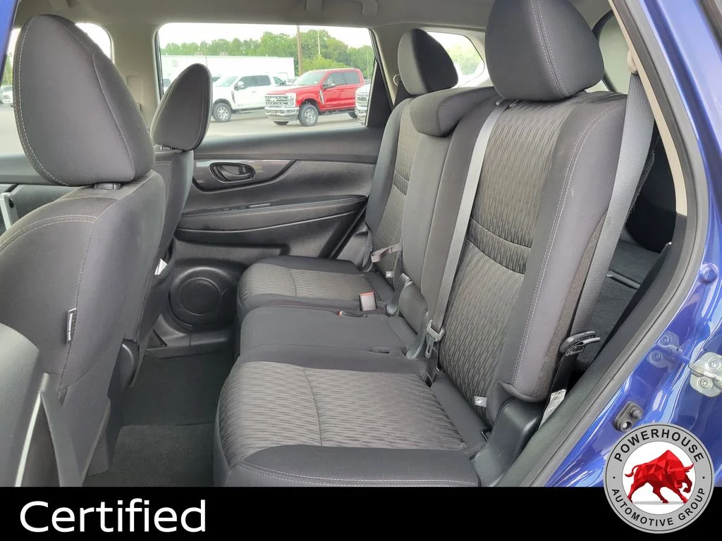 Used 2020 Blue Nissan S image 15