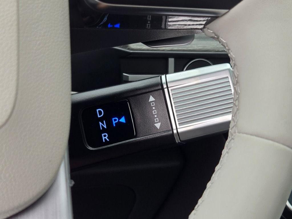 New 2027 Blue Hyundai Limited image 28