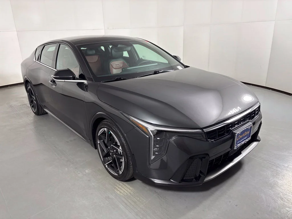 Used 2026 Gray Kia GT-Line image 2