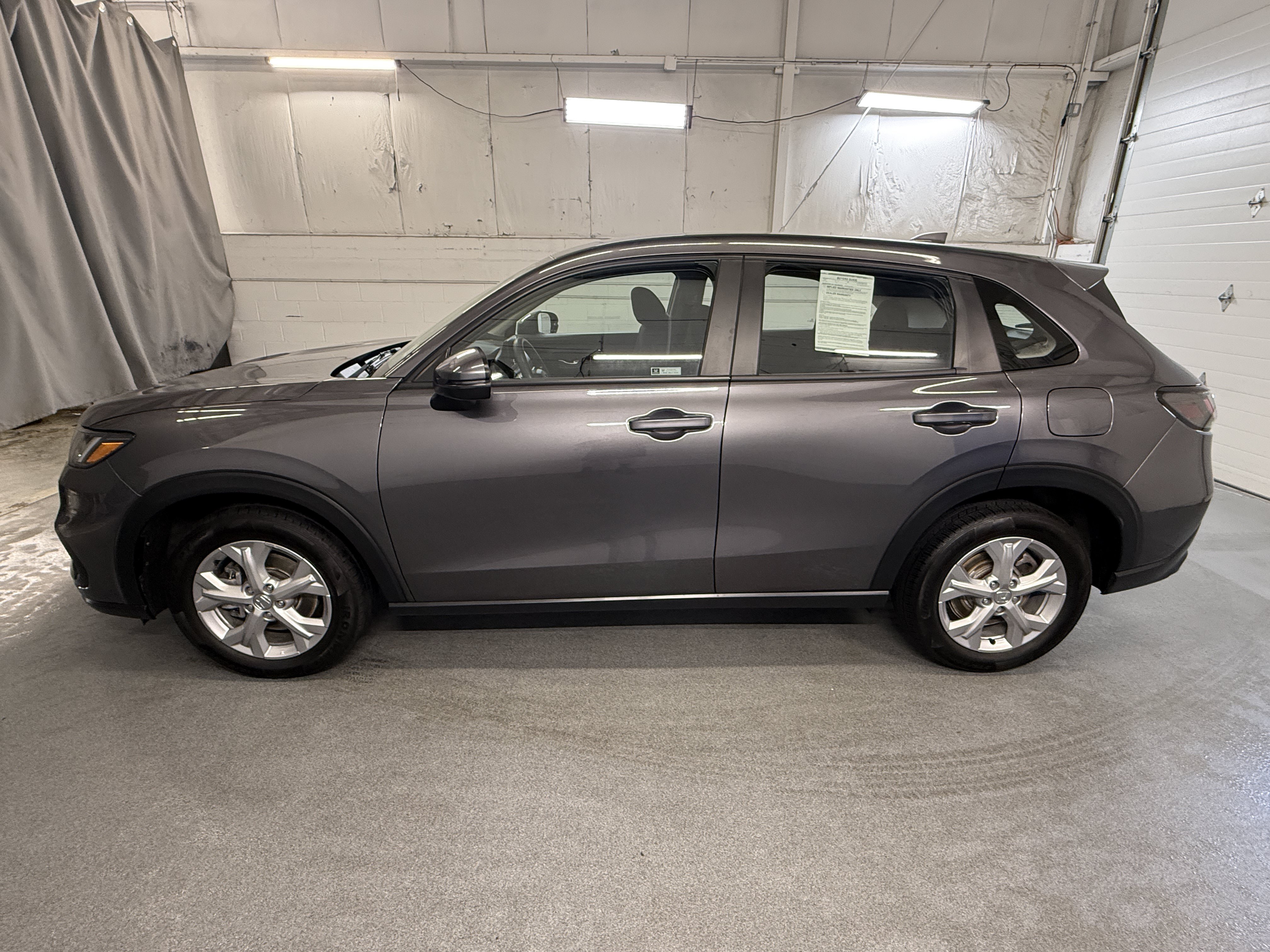 Certified Used 2024 Modern Steel Metallic Honda LX image 5