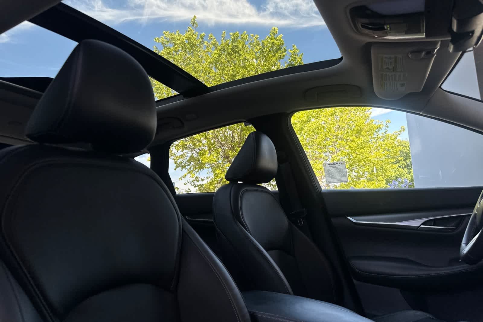 Used 2022 Graphite Shadow INFINITI LUXE image 18