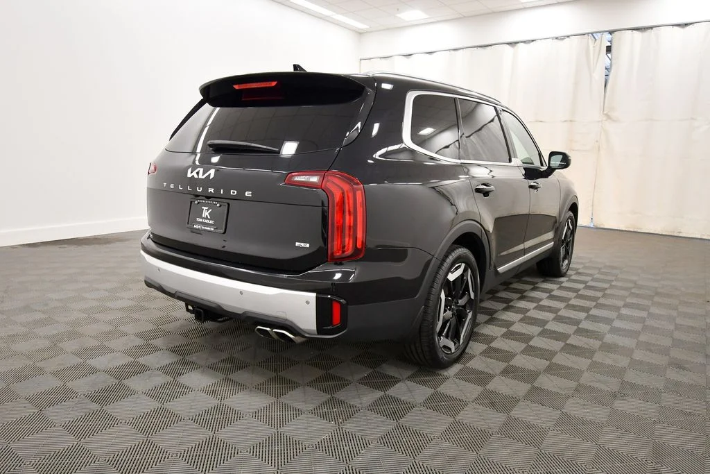 Certified Used 2024 Black Kia S image 8