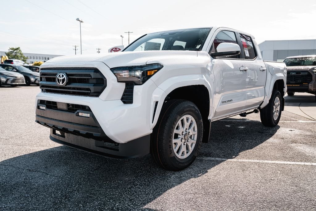 New 2026 Ice Cap Toyota SR5 image 3