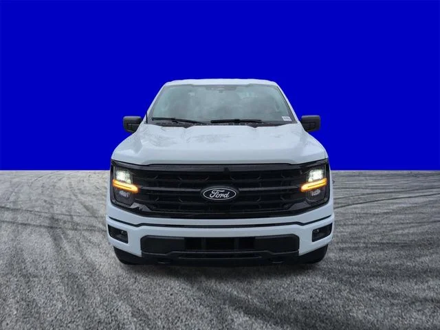 New 2026 White Ford XLT image 9