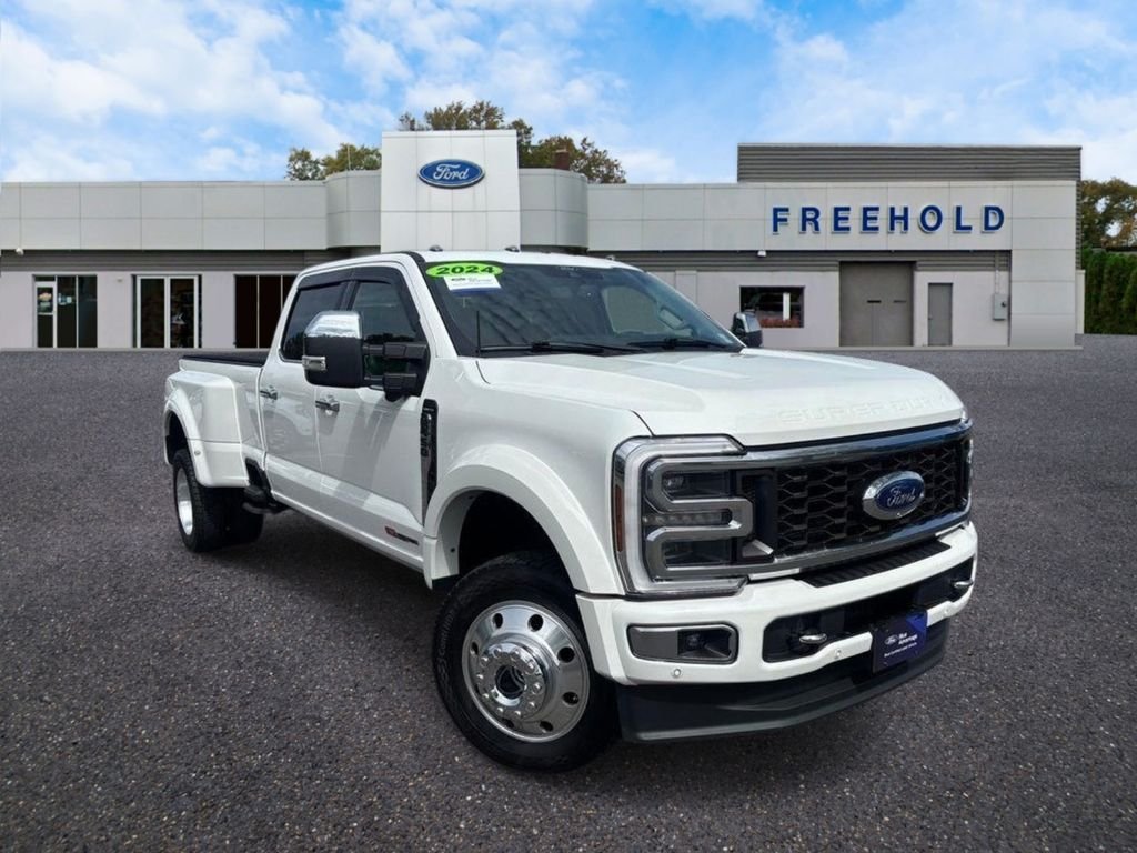 2024 Ford F-450 Limited 4x4 Crew Cab 8' Box DRW's photo