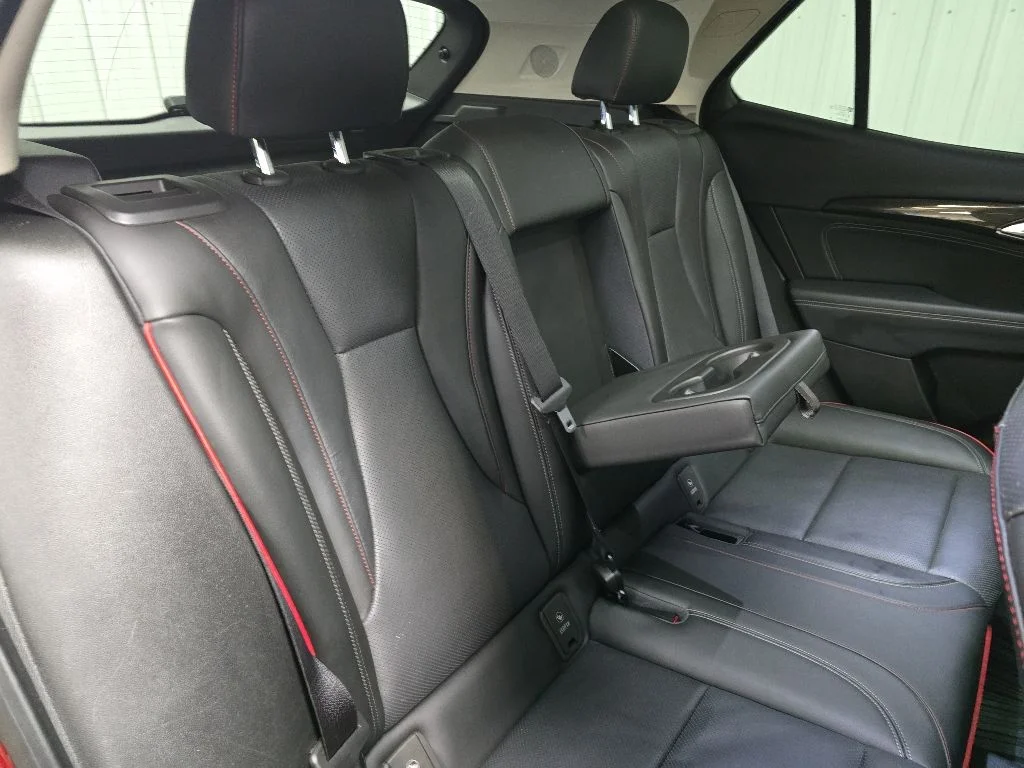 Used 2022 Red Buick Essence image 17