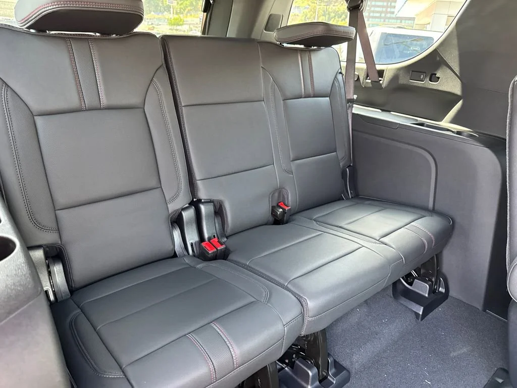 2026 Chevrolet Suburban RST - Photo 11