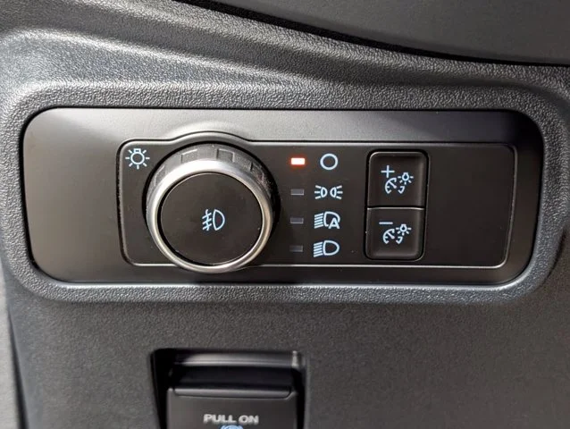 New 2026 Avalanche Gray Ford Outer Banks® image 41