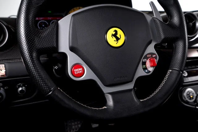 Used 2010 Nero Ferrari  image 37