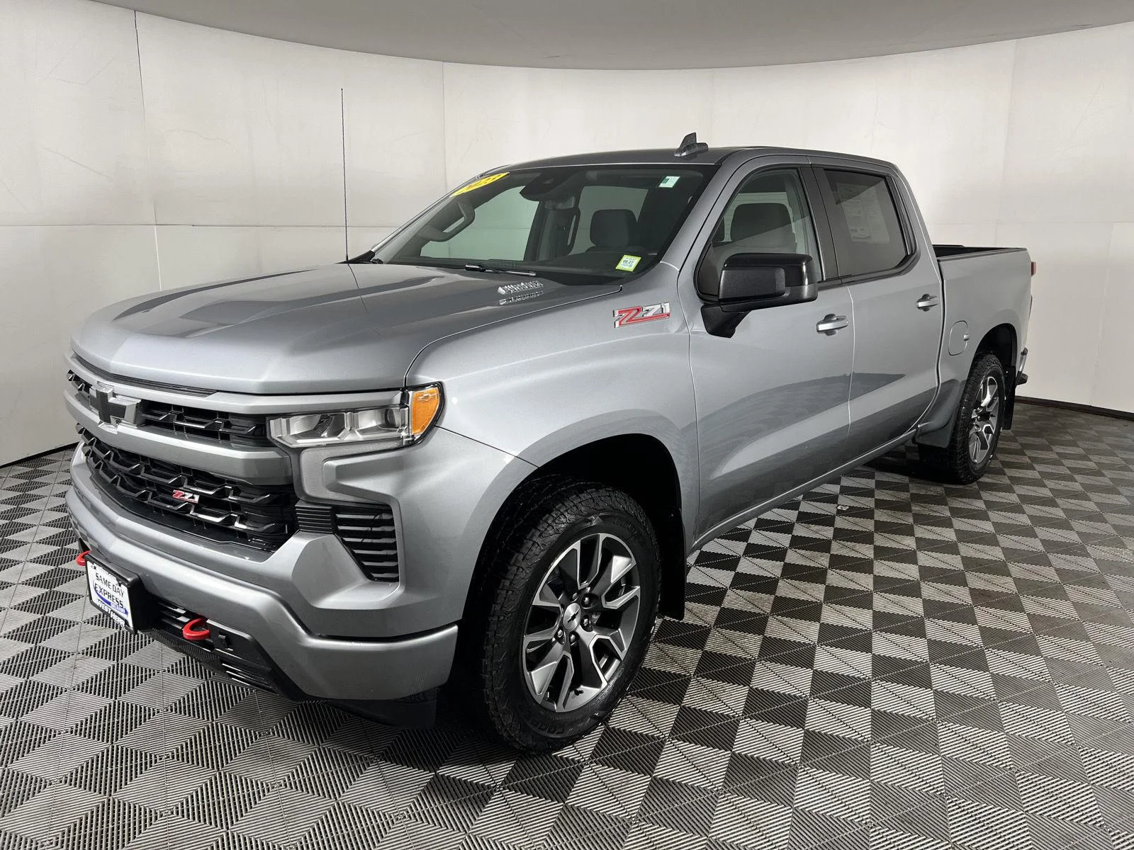 Used 2023 Sterling Gray Metallic Chevrolet RST image 5