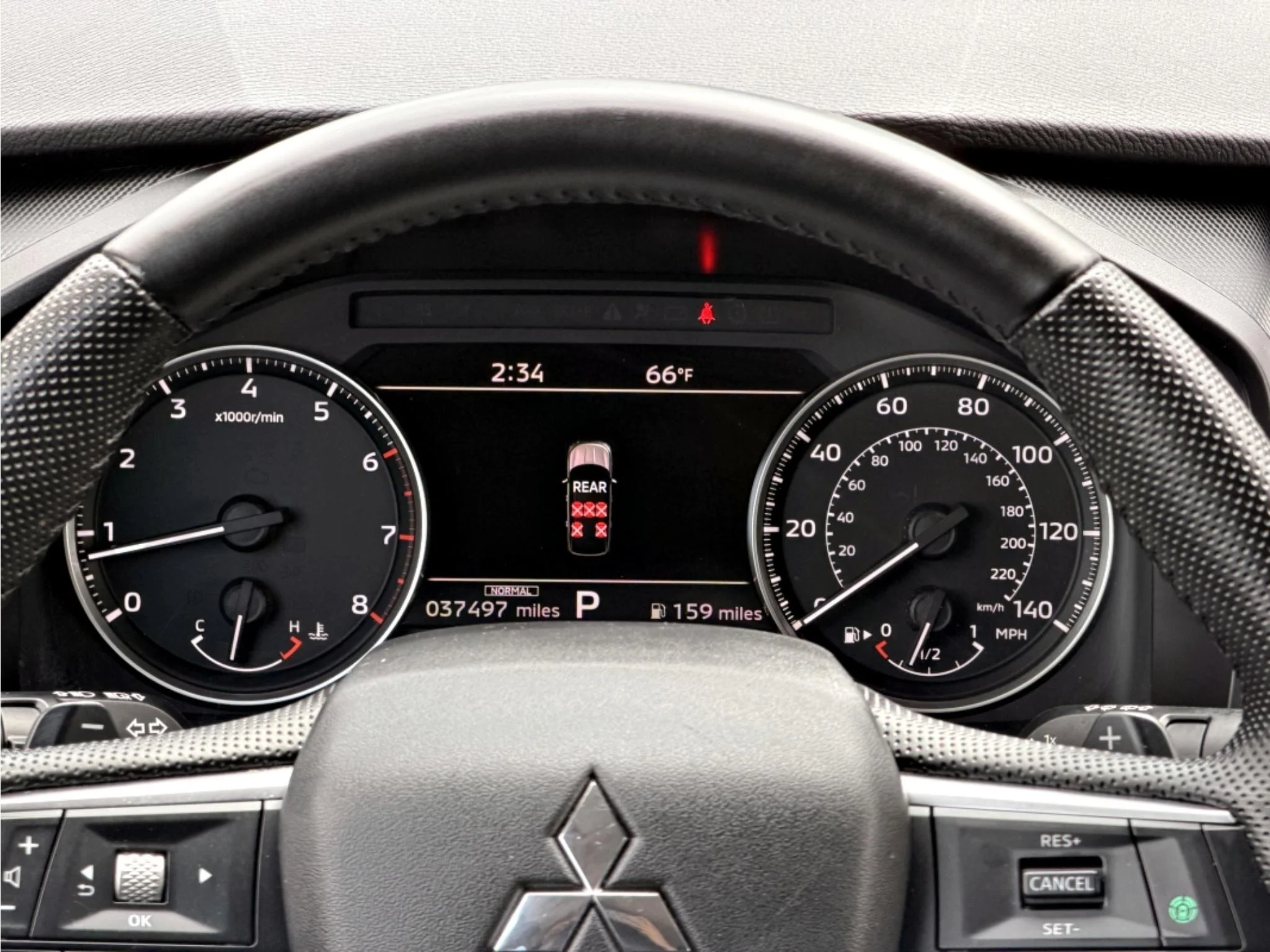 Used 2025 Black Mitsubishi SE image 14