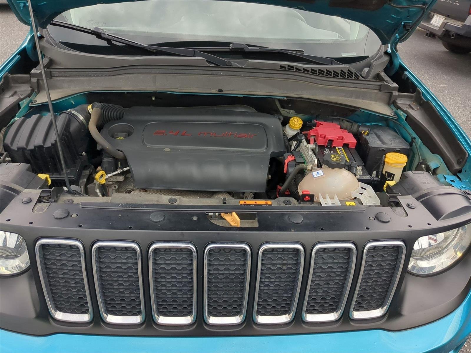 Used 2021 Bikini Metallic Clearcoat Jeep Sport image 38
