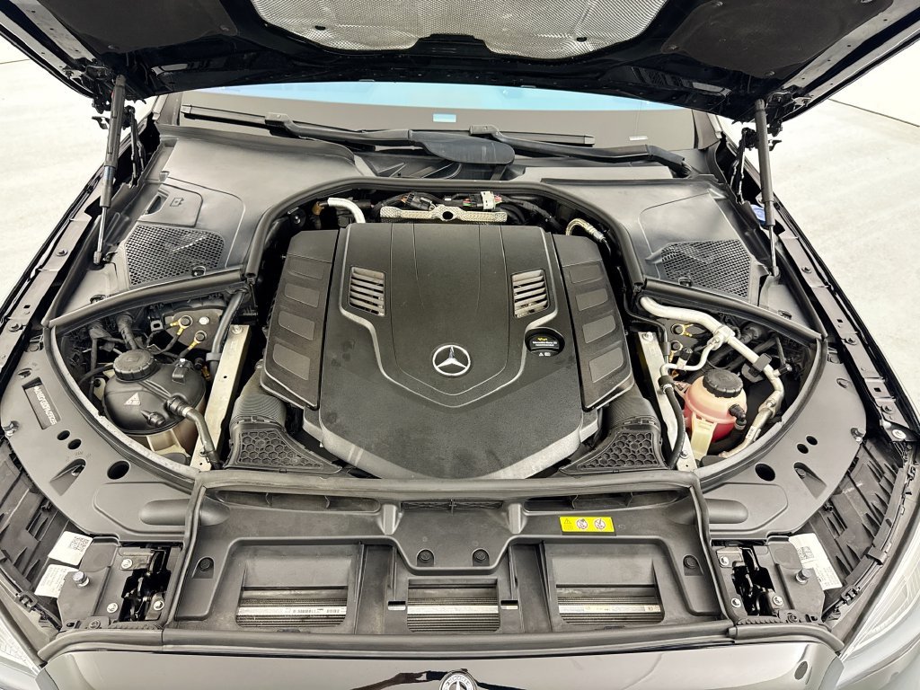 Used 2023 Black Mercedes-Benz S 580 image 31