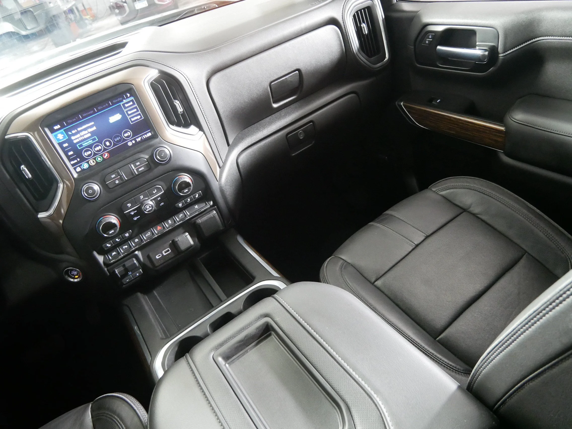 Used 2021 Satin Steel Metallic Chevrolet High Country image 11